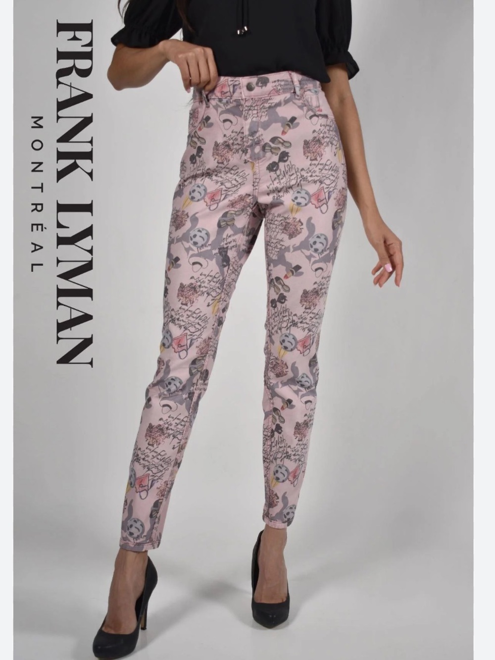 Womens Frank Lyman Reversible Jeans One Side Pink One Side artsy Design Print